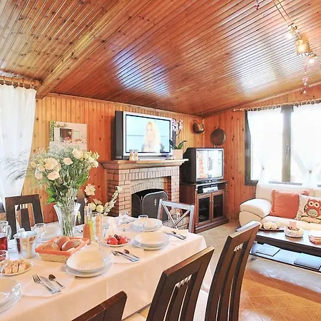 Paradiso: Near Beach, Superb Pool And Garden * Αστρακερή