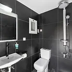 Paradiso: Near Beach, Superb Pool And Garden * Astrakeri