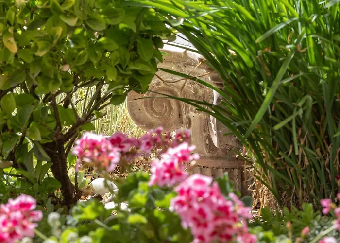فيلة Paradiso: Near Beach, Superb Pool And Garden Astrakeri