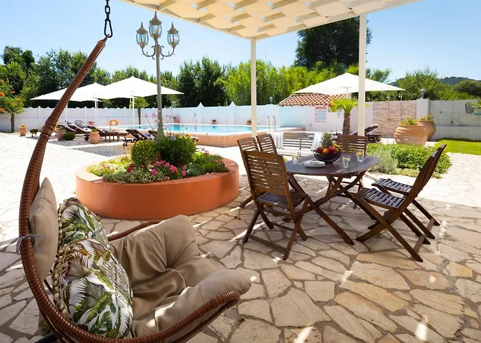 فيلة Paradiso: Near Beach, Superb Pool And Garden